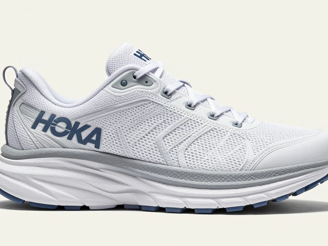 Best Shoes for Standing All Day: Comfort Guide for Workers
